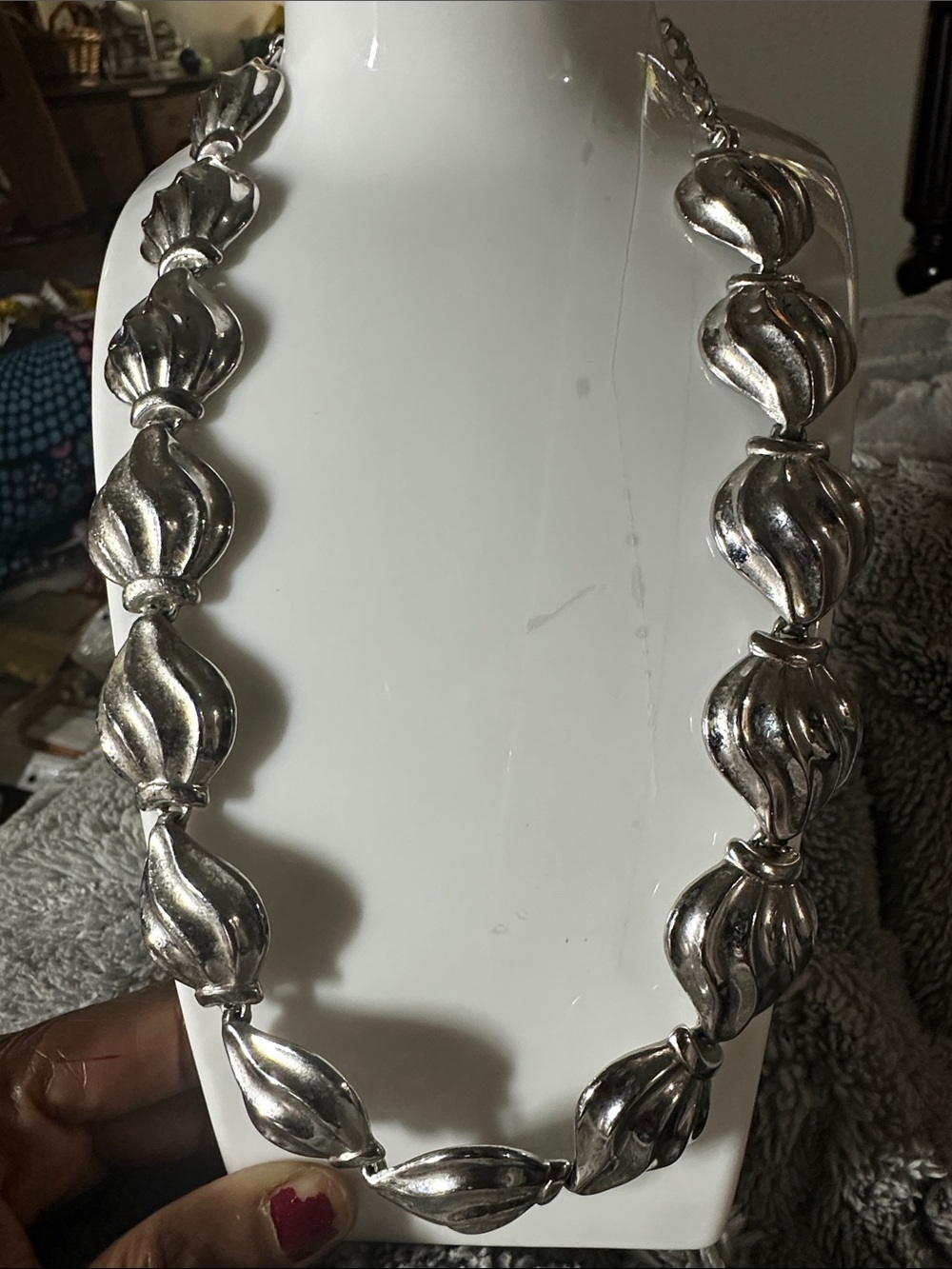 Vintage Chunky Sculpted Silver-Tone Statement Necklace-needs cleaning